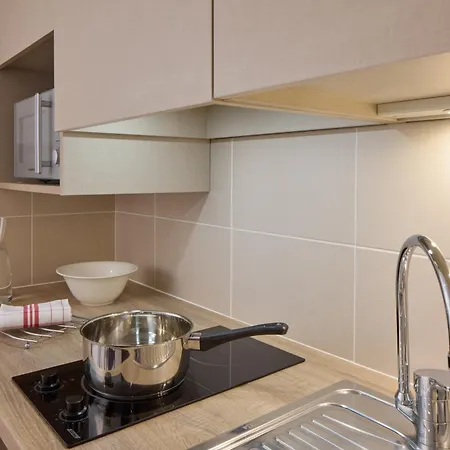 Zenitude Hotel-residences Apart-hotel